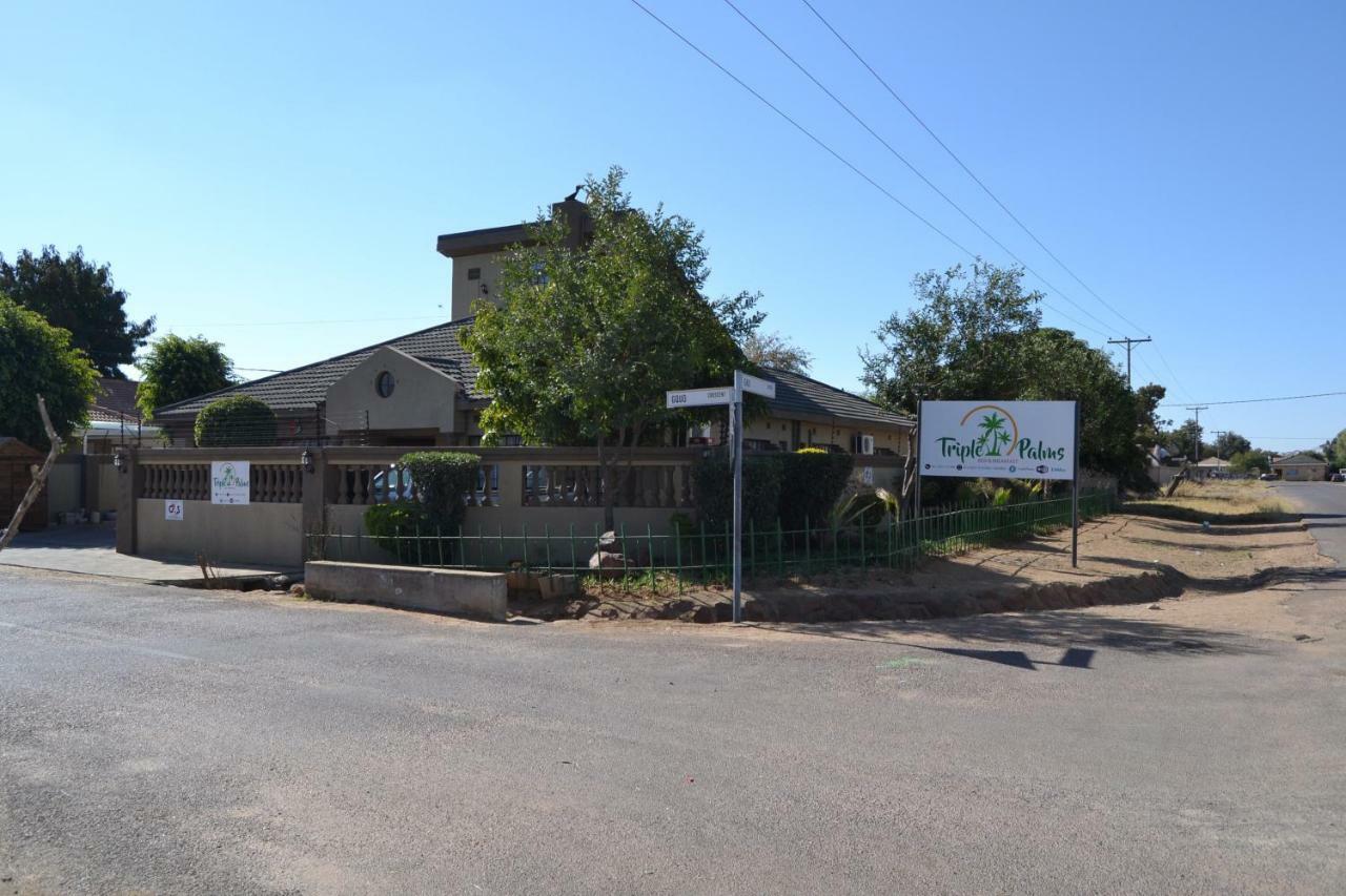 Triple Palms Bed And Breakfast Gaborone Exteriör bild