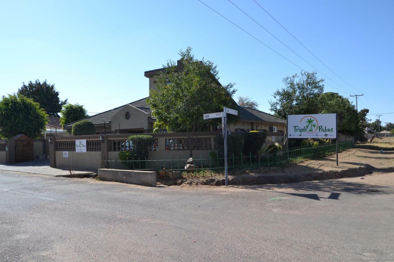Triple Palms Bed And Breakfast Gaborone Exteriör bild